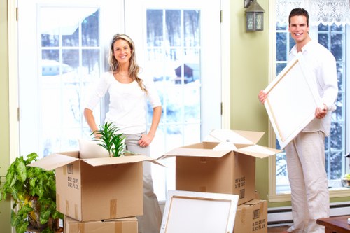 Local moving team working in Sutton with access planning